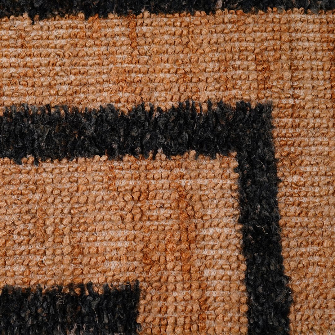 Sana Dining Table - Image 3